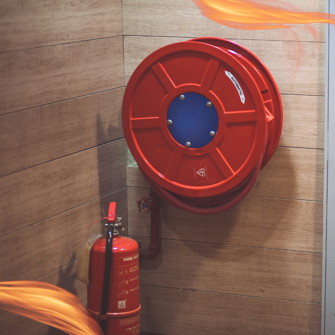 Hose reel and fire extinguisher Hose reel and fire extinguisher